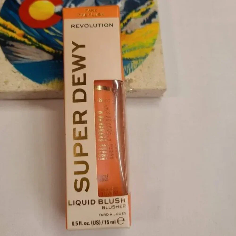 Revolution Beauty Super Dewy Liquid Blush - Fake The Flush